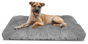 Legowisko dla psa poduszka wysoki bok shaggy 100x70 cm jasnoszare